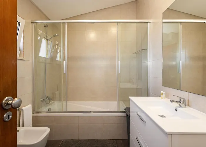 The Concierge - Pool & Tennis 빌라 *