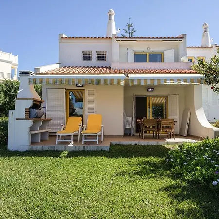 The Concierge - Pool & Tennis *