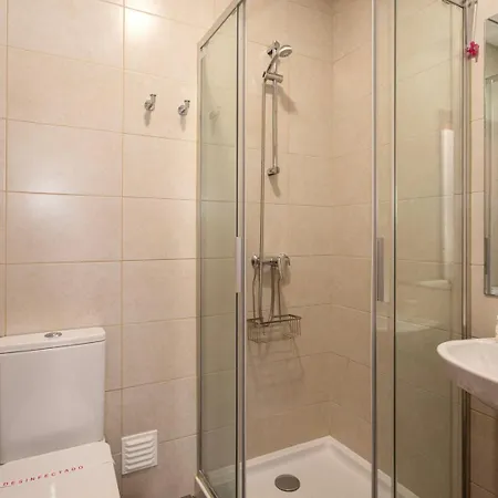 The Concierge - Pool & Tennis *